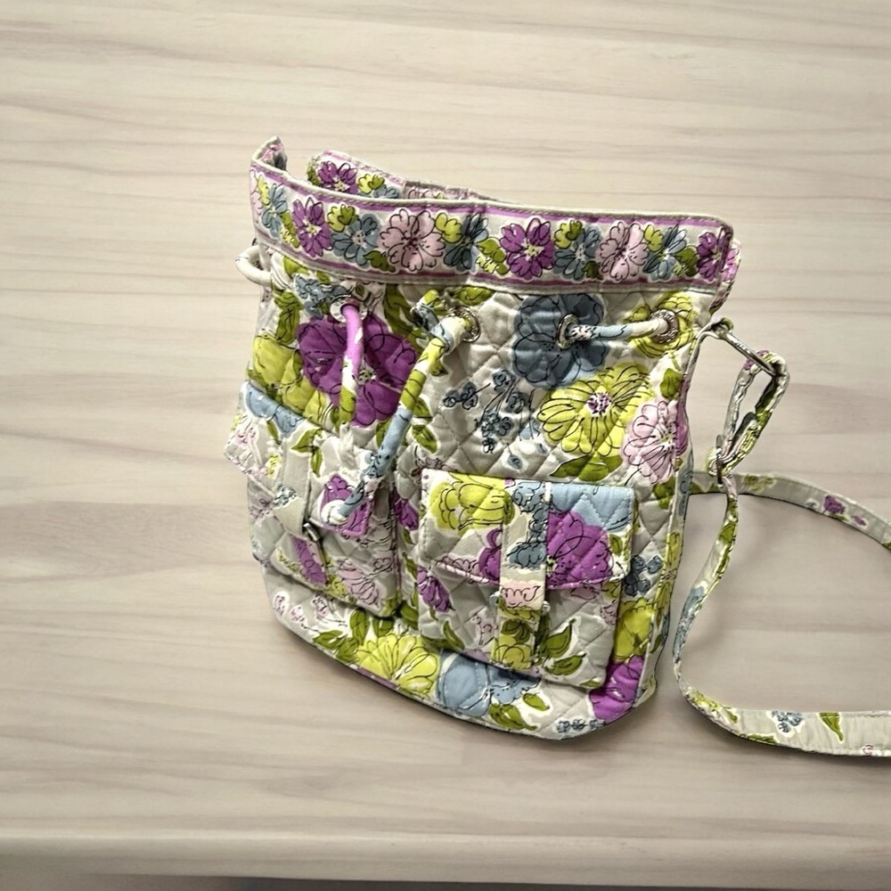 Vera Bradley Daisy Hipster Crossbody Tote Excellent Condition - Picture 5 of 16